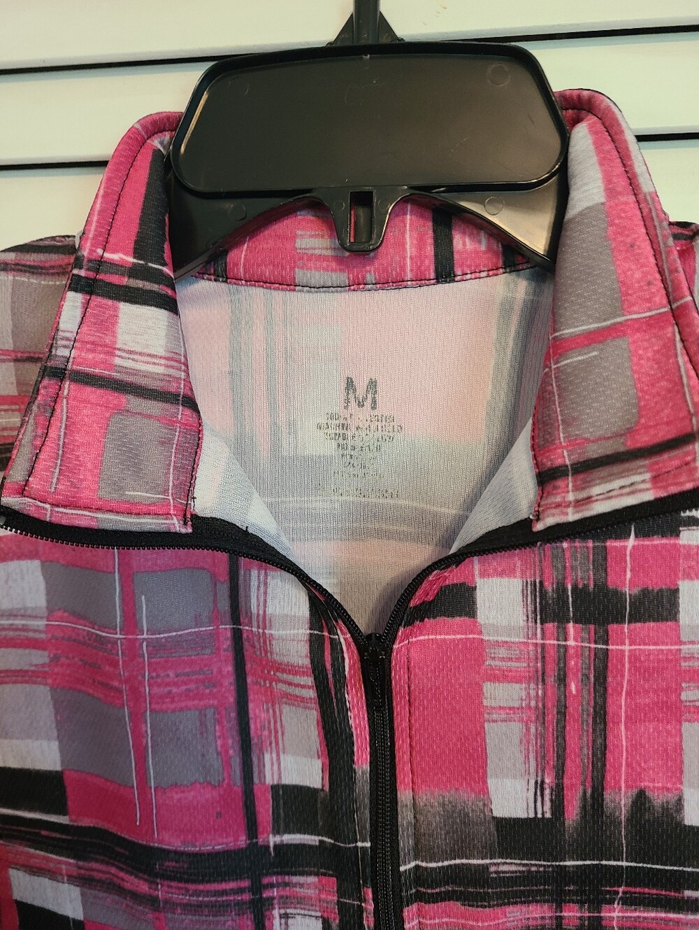 4 Kerrits Horsebackriding Shirts - Picture 9 of 13